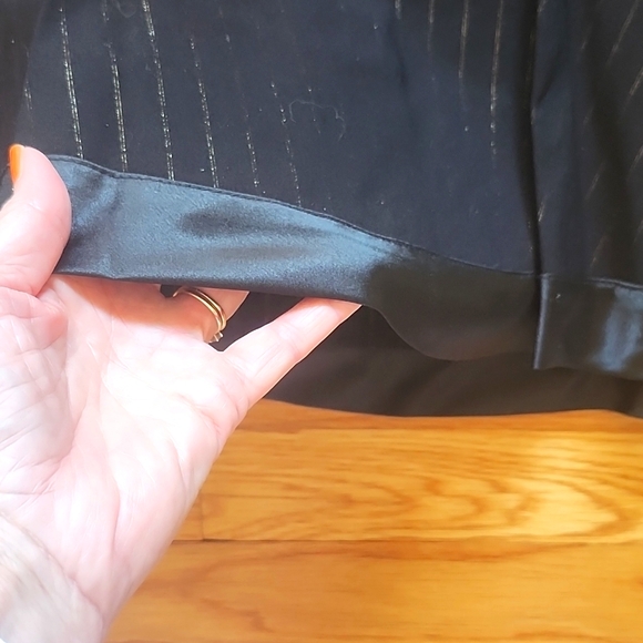 Bisou Bisou pinstripe black pencil skirt women's size 8 - Picture 3 of 7